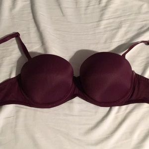 Victoria’s secret maroon bra
